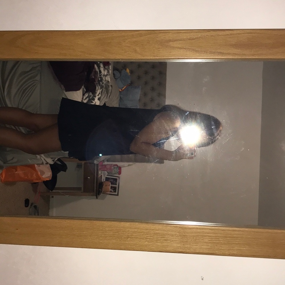 Dress - Picture 3 of 4